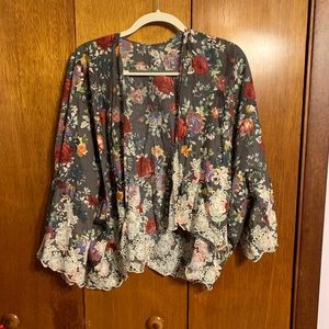 Flowy cardigan/kimono